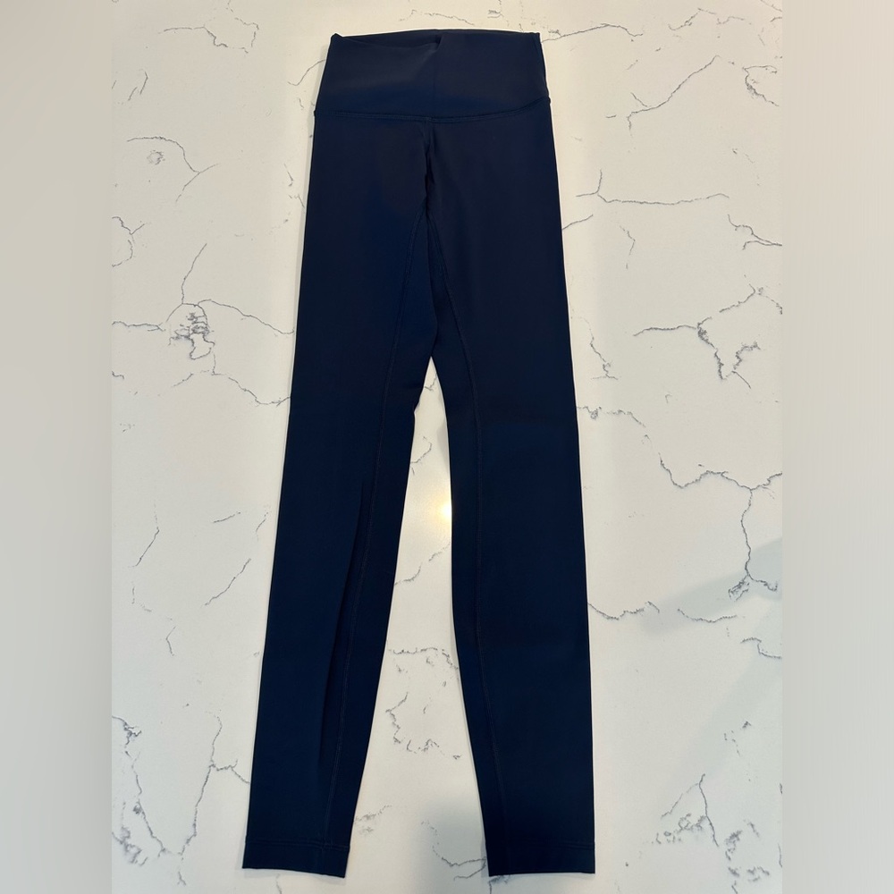 Navy blue Lululemon Wonder Train Legging